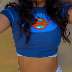 cropped planet her top
